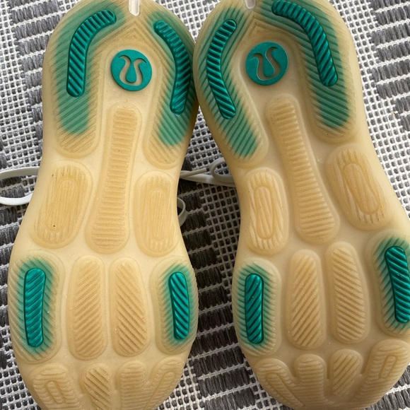 LULULEMON Strongfeel Sneakers (Like New) - Picture 2 of 2